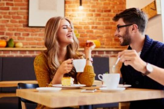 71句让他心动的撩汉开场白，激发他的好奇心