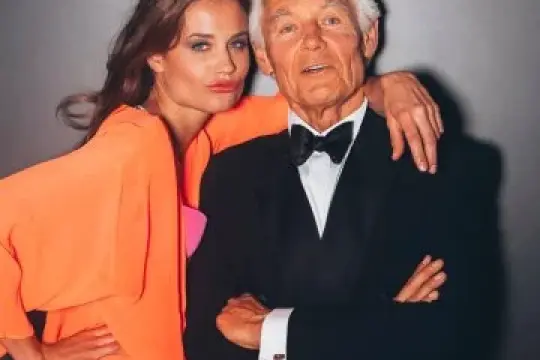 是时候摒弃“拜金女”这一概念了