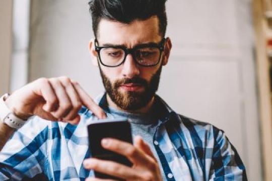 偷偷查看伴侣的Venmo交易？这反映了你们的关系状况