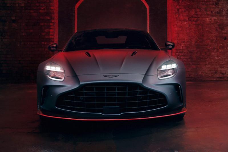 Aston Martin Vantage S 1