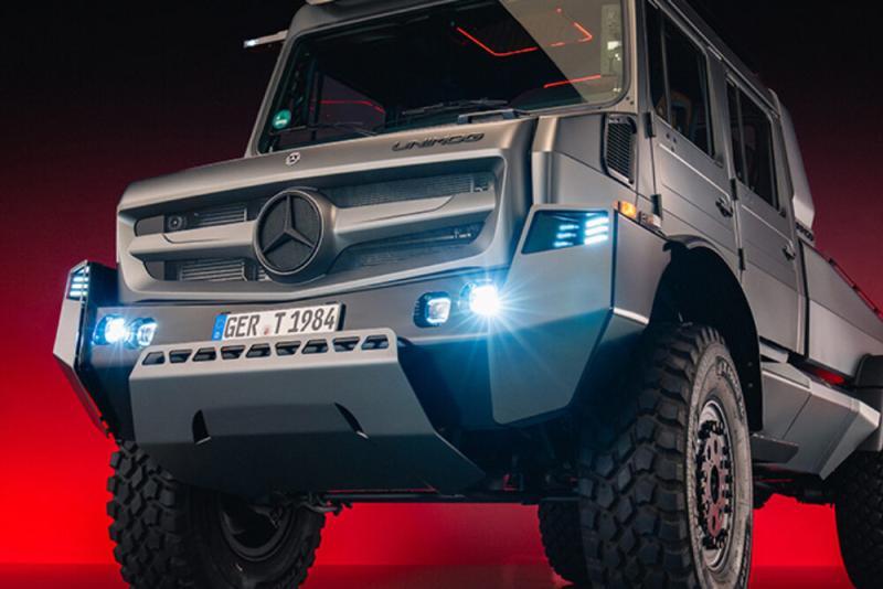 Mercedes Unimog Luxury 1