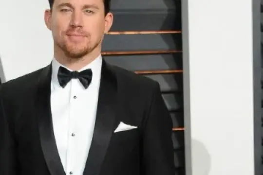 这样打造发型，瞬间拥有电影明星般的魅力