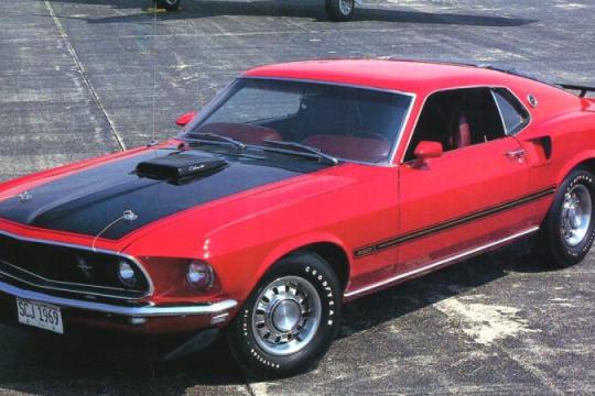 1968款Plymouth GTX 440：豪华与肌肉车的完美结合，市场高度认可