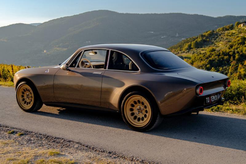Totem Alfa Romeo GT Super Farina 2