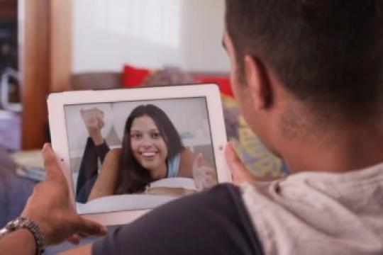 他会想我吗？20个他会透露思念你的信号