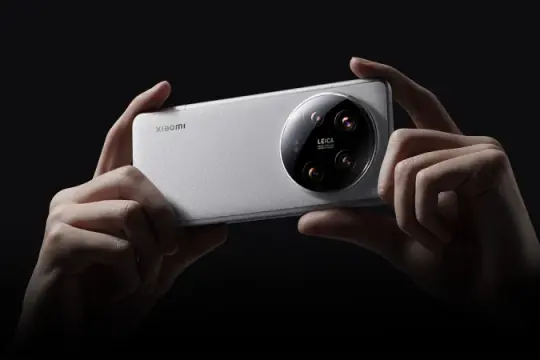 这款新智能手机搭载徕卡相机，摄影爱好者必看