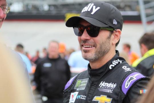 吉米·约翰逊的七冠传奇与他打造的赛车王朝