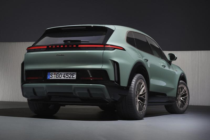 2026 Porsche Cayenne EV 2