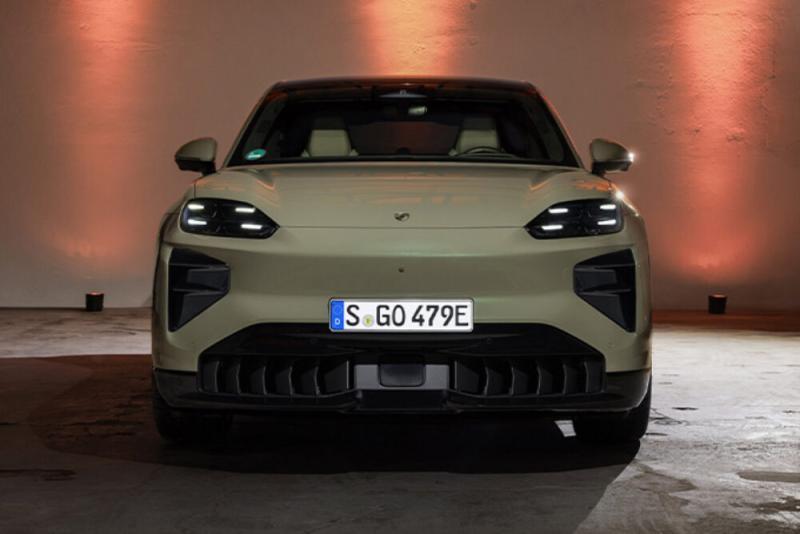 2026 Porsche Cayenne Coupe Electric 1