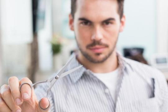 自己动手理发，省钱又掌控发型