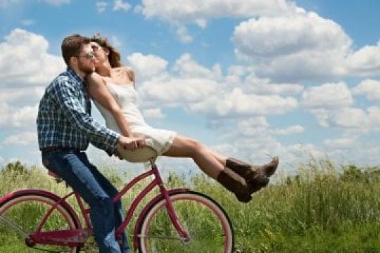 关于双浪漫倾向身份你需要了解的一切