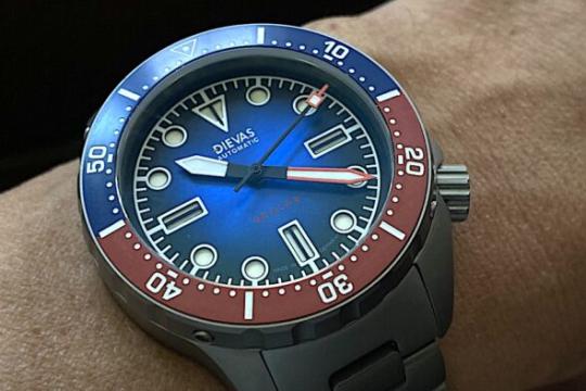 Dievas Maya MK III Sealab Blue：这款德国微品牌腕表为何值得关注