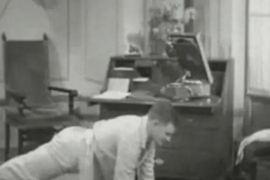 开启美好一天：15分钟徒手锻炼计划