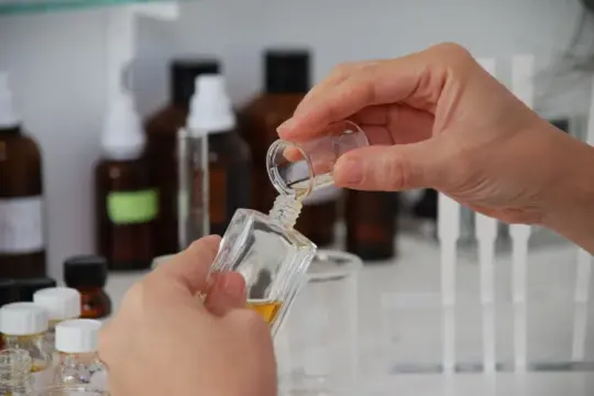 定制香水：送给拥有一切男士的完美礼物