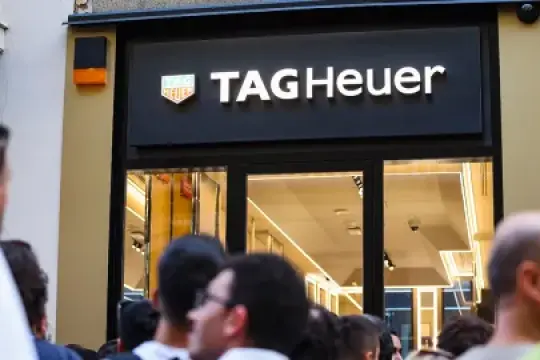 TAG Heuer取代劳力士成为F1官方计时品牌