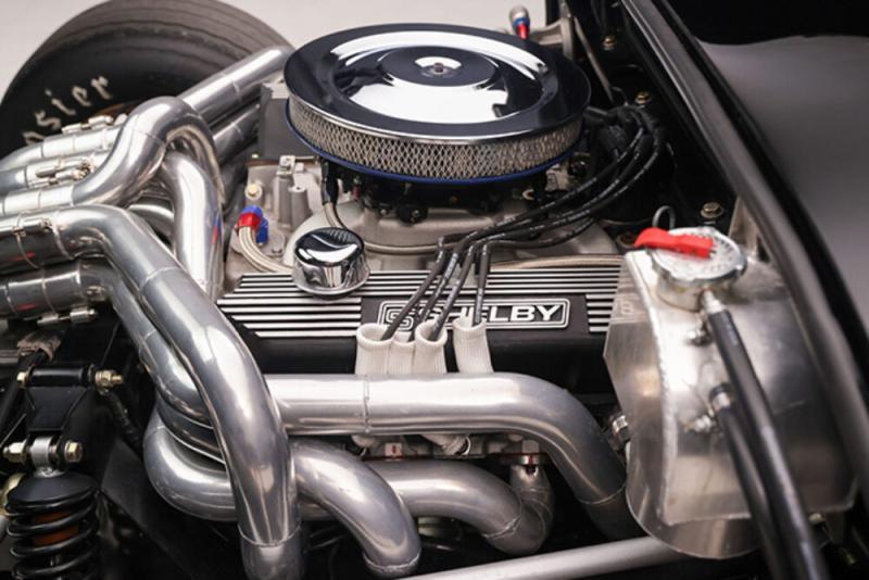 Ford GT40 MKII 50th Anniversary Edition 4