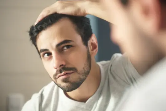 30岁、40岁及以上男性的护发秘诀