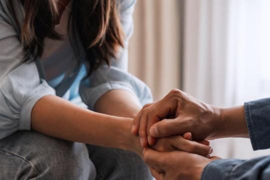 如何在伴侣最需要时给予支持