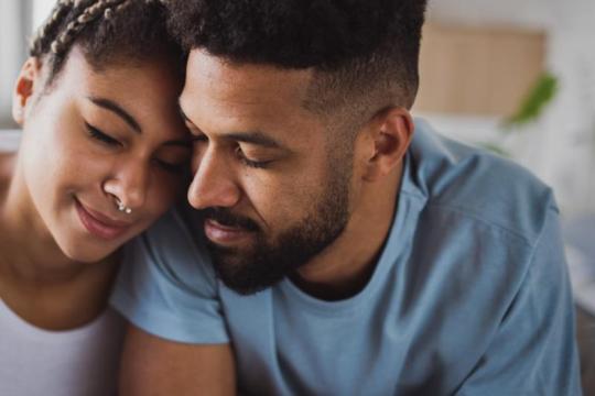 想把“炮友”关系变成真正的恋爱？试试这6个步骤