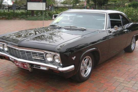 1966款雪佛兰Biscayne搭载427发动机，低调中隐藏强劲性能