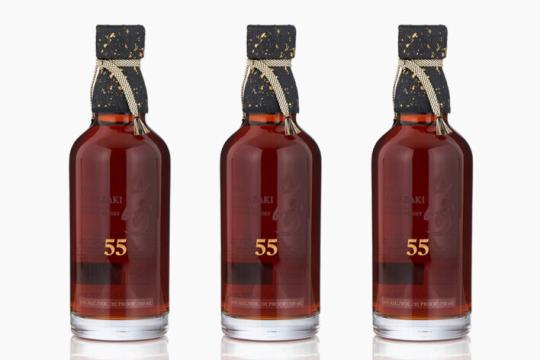 山崎推出史上最稀有的55年陈酿日本威士忌拍卖