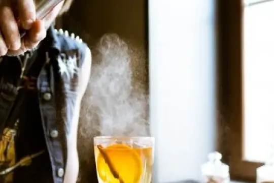 喝热托蒂酒真的能改善你的外貌？