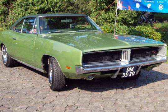 1969款道奇Charger R/T：现代肌肉车难以匹敌的纯粹驾驶体验