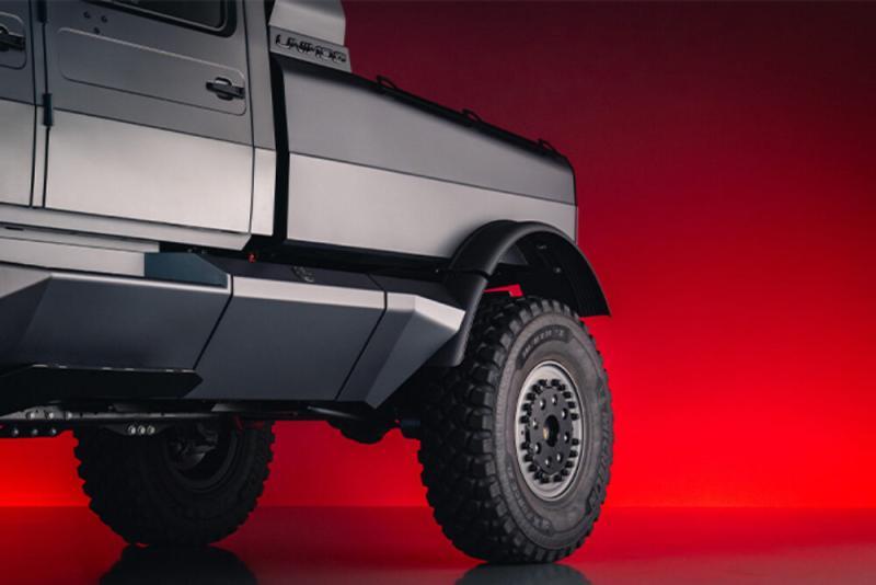 Mercedes Unimog Luxury 3