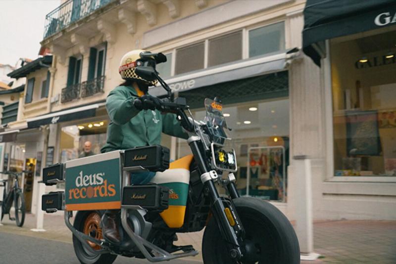 BMW CE 02 x Deus Ex Machina 4