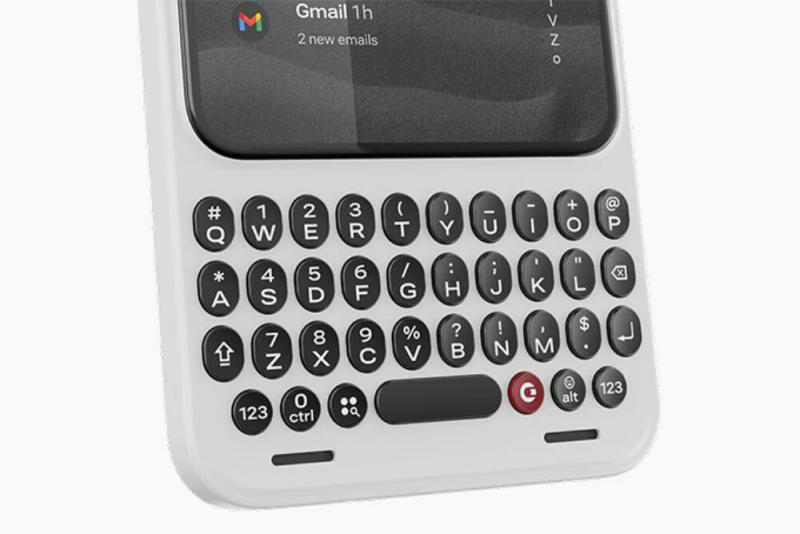 Clicks Communicator Phone 1