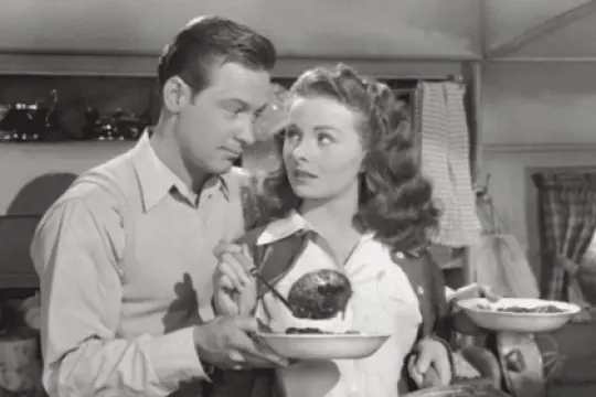 婚前同居：利弊分析与理性选择