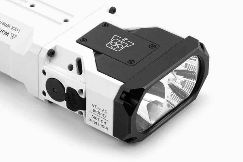 Wuben X1Pro Flashlight 1