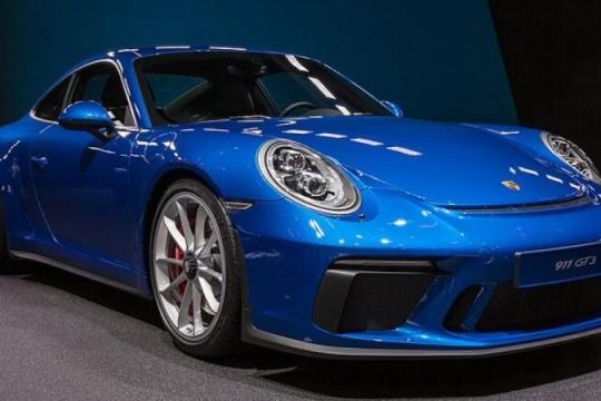 超级跑车速度飙升，推动轮胎技术革新