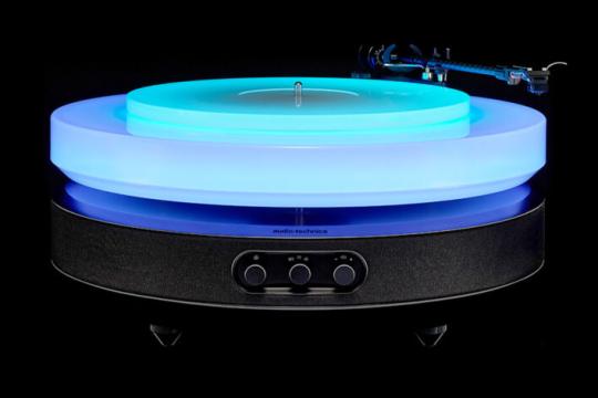 铁三角发光悬浮唱盘：不仅仅是魔术般的视觉奇观