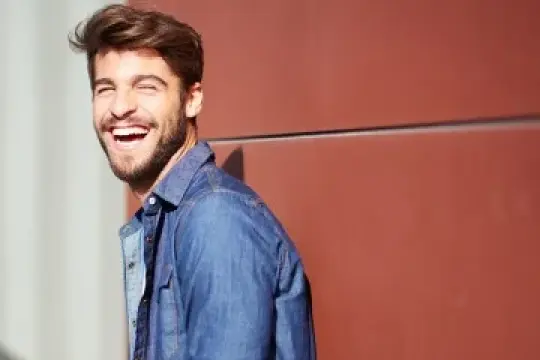 保护你的笑容——安全美白牙齿的方法