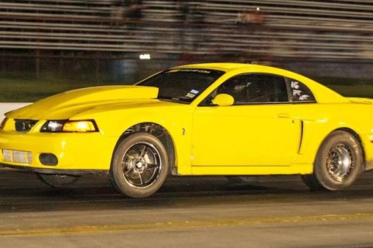 《Street Outlaws》中最快的十款街头赛车