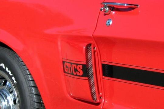 老款野马侧面进气口的真正作用是什么？