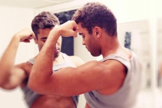 播客#520：大肌症与男性身体形象问题的惊人起源与普遍性