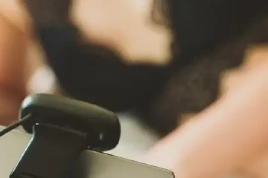 你需要了解的色情替代品——网络直播性爱