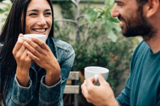 你能和在交友软件上认识的人保持朋友关系吗？