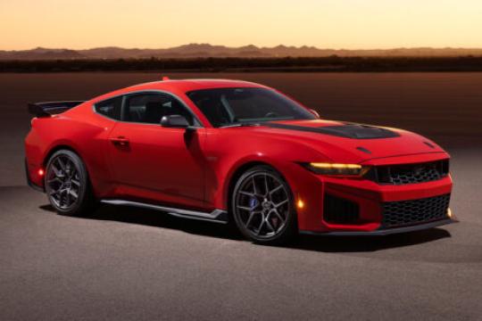 福特Mustang Dark Horse SC震撼登场，搭载手工打造795马力V8发动机