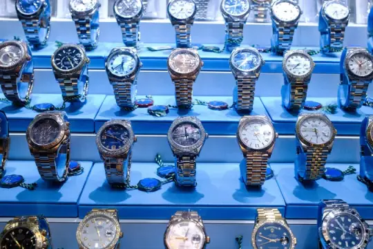 去年报告丢失或被盗的手表超过一万只