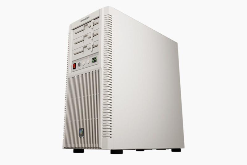 Maingear Retro98 Gaming Desktop 1