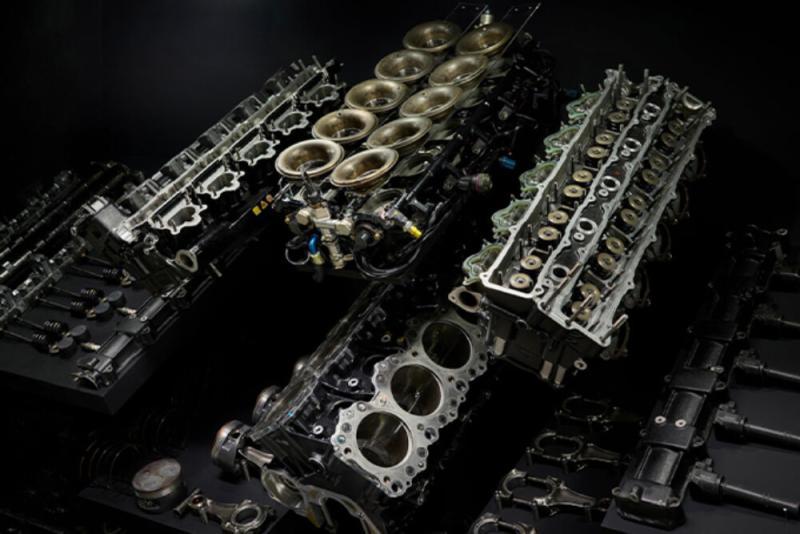 Auction Block Aryrton Sennas Final F1 Engine 1
