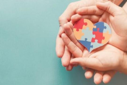 与自闭症患者约会的15个实用建议