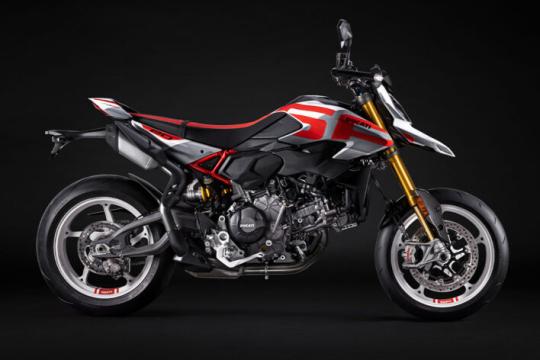 杜卡迪Hypermotard V2放弃Desmo气门，打造更轻更猛的超级摩托
