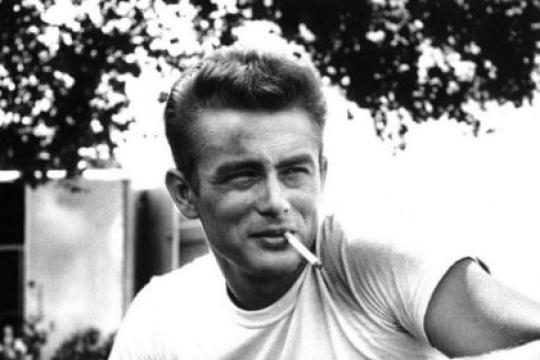 互联网上最全面的男士T恤穿搭指南