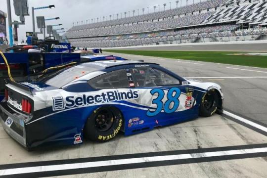 制造商如何在暗中影响NASCAR赛事