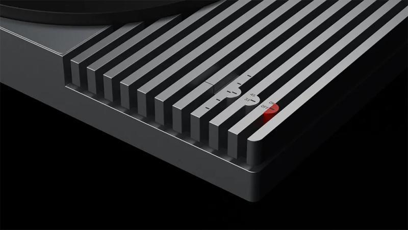 Control functions set into vertical slats on the RYTM turntable