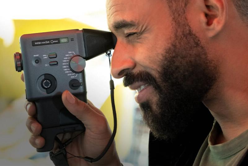 Fujifilm Instax Mini Evo Cinema 4